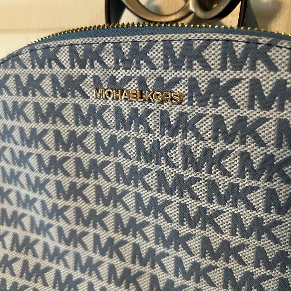 Michael Kors Cindy Large Blue Backpack School Bag Zipper Closure MK Logo NWT - Picture 3 of 6